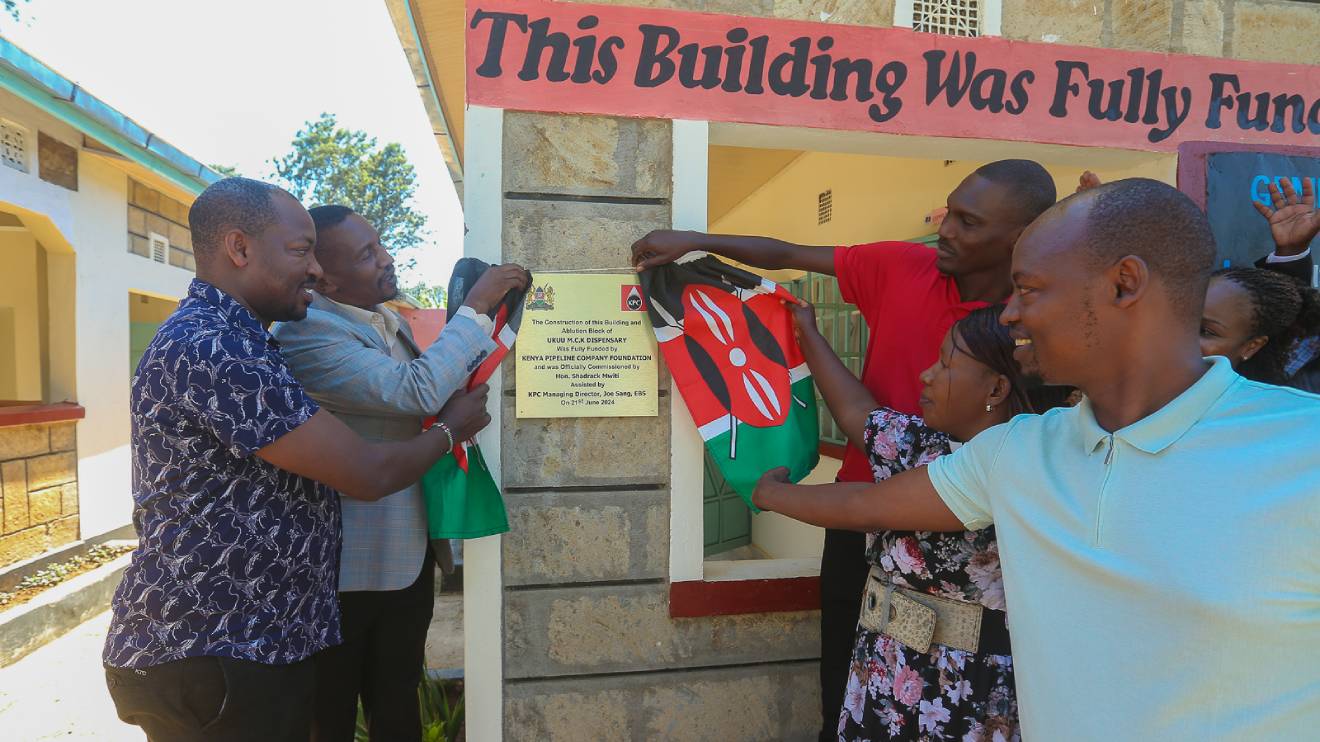 Ben Karimba, Martin Makasi, KPC Foundation's Job Apuko, Jane Kajuju,  Kanake Erastus officially unveiling Ukuu M.C.K dispensary. PHOTO/COURTESY
